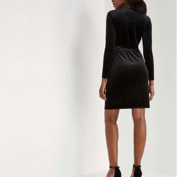 🆕 NWT Small - Black Velvet Wrap Dress - Picture 3 of 4
